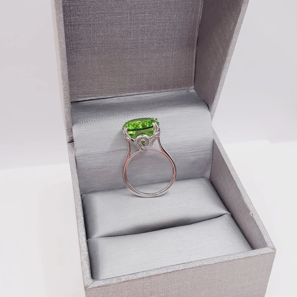 Concave Cut Chartreuse Quartz & White Zircon Platinum | 925 Sterling Silver Ring